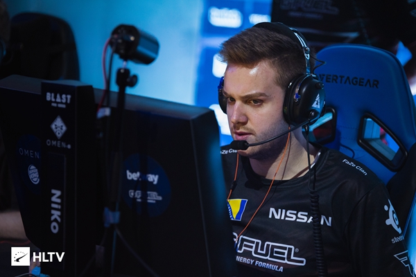 具备这样的 具备这样的