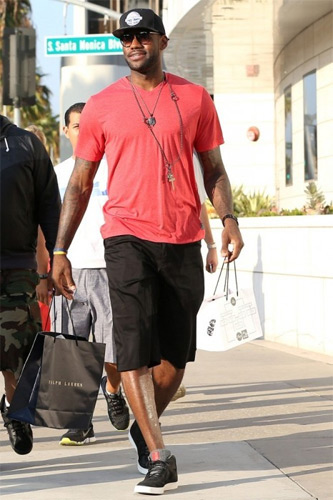 国足才迎来 国足才迎来